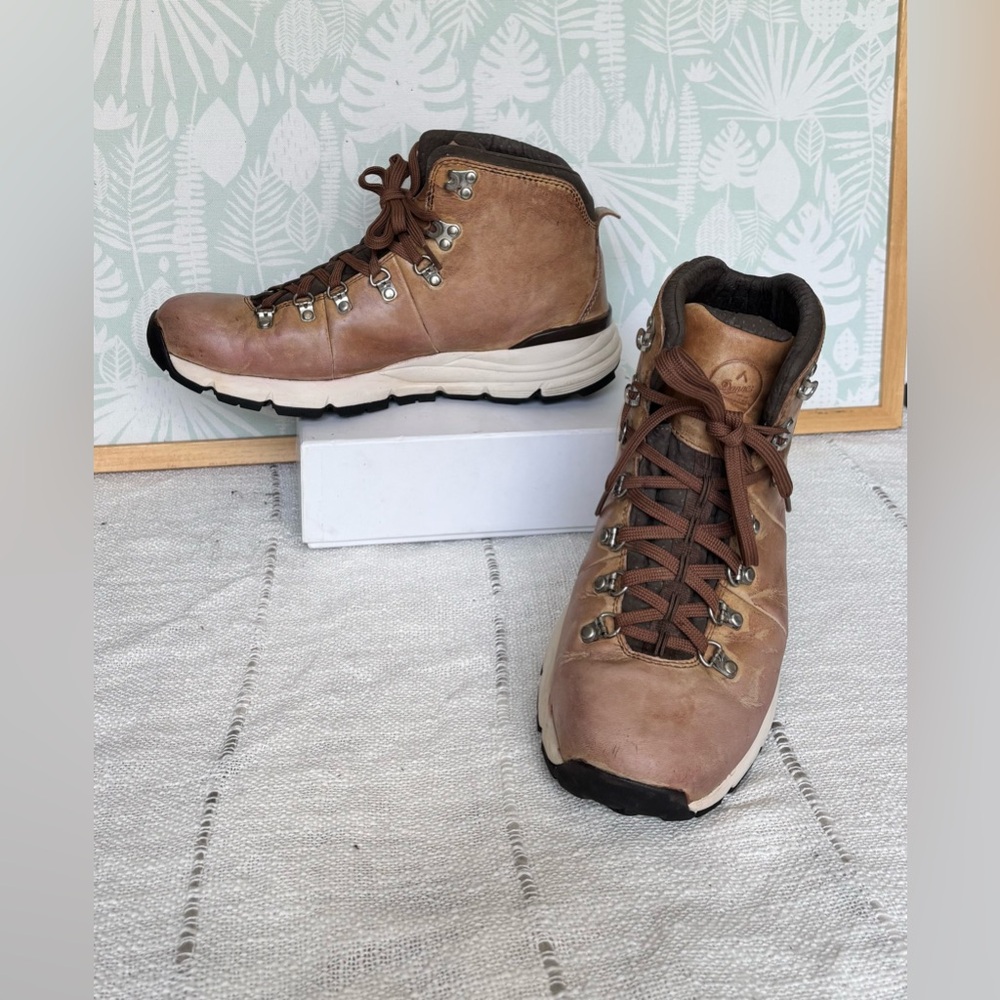 Danner Mountain 600 4.5 Leather Hiking Boots Faded Saddle Tan #62246 Size 10.5D
